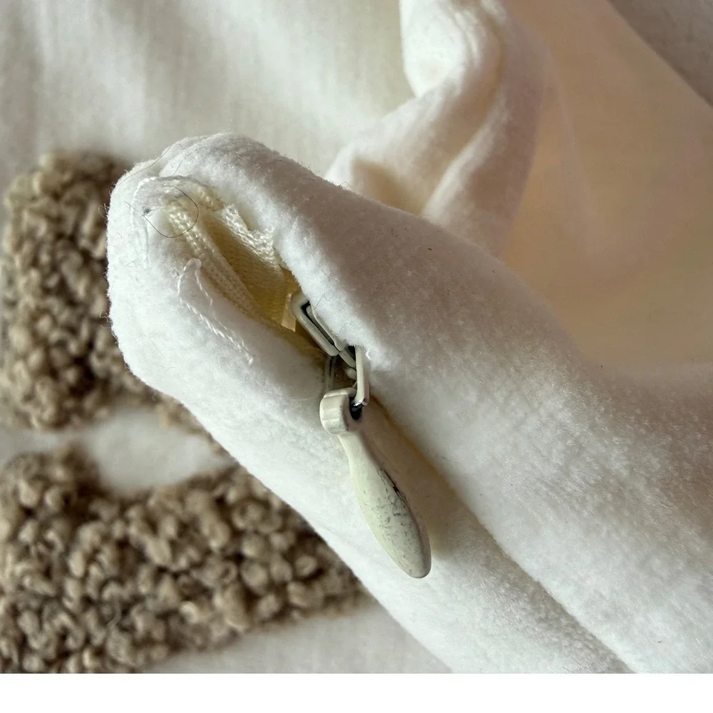 Pottery Barn STAY COZY Teddy Faux Fur Applique Pillow Cover 20